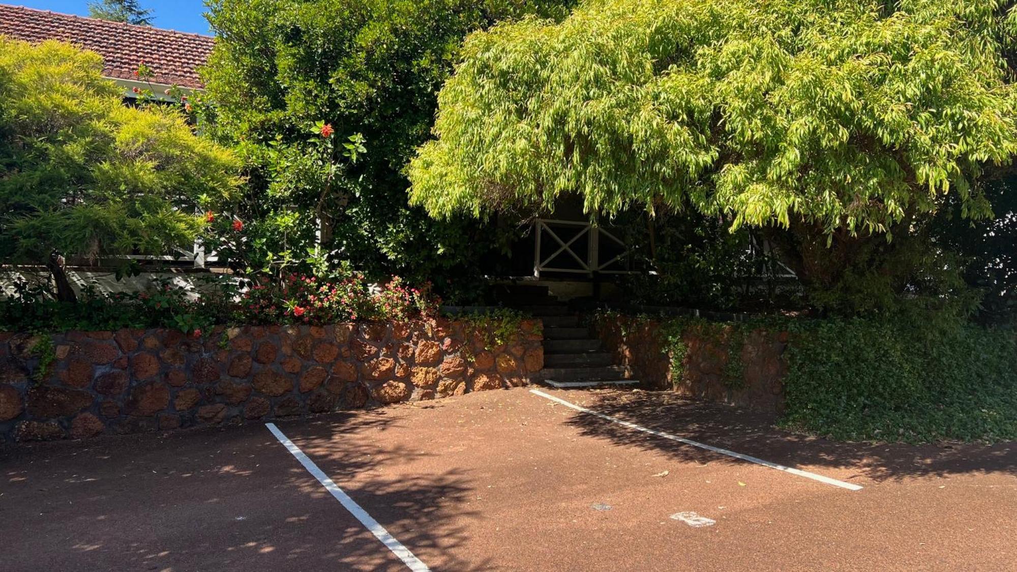 Karri Forest 3*