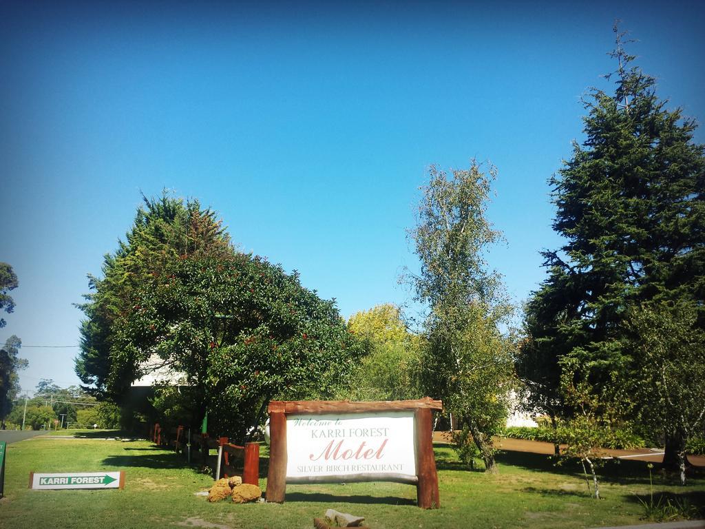 Karri Forest 3*