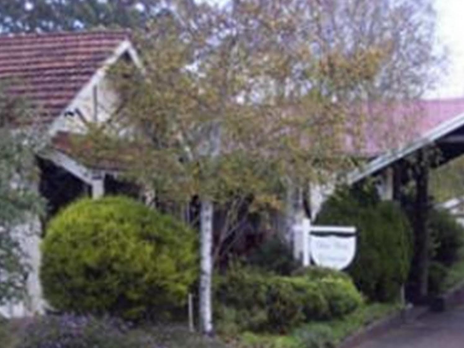Karri Forest Motel 3*