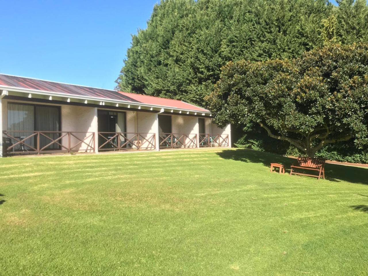 Karri Forest Motel